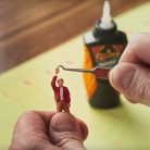 GorGorilla Super Glue Micro Precízió – gyors és erős ragasztás otthoni javításokhozilla Micro Precíziós ragasztó használata modellépítéshez – ideális apró részletekhez